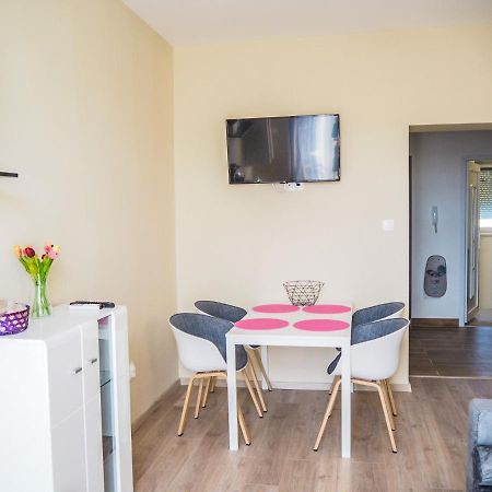 Holiday Apartmanhaz Harkány Εξωτερικό φωτογραφία