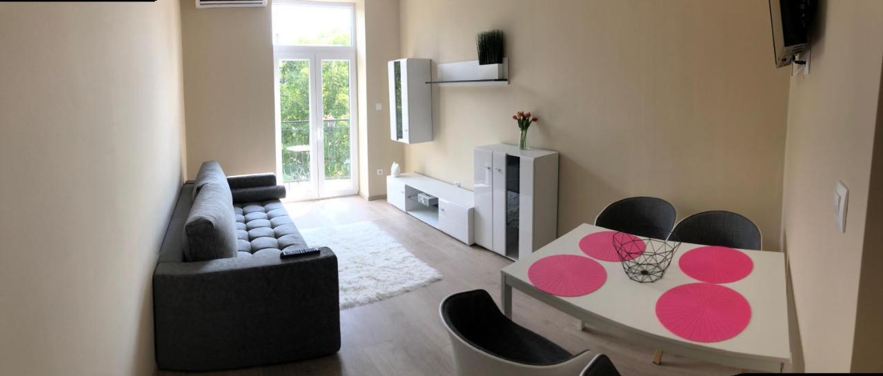 Holiday Apartmanhaz Harkány Εξωτερικό φωτογραφία