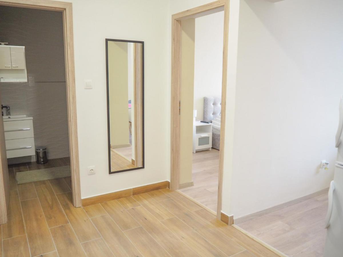 Holiday Apartmanhaz Harkány Εξωτερικό φωτογραφία